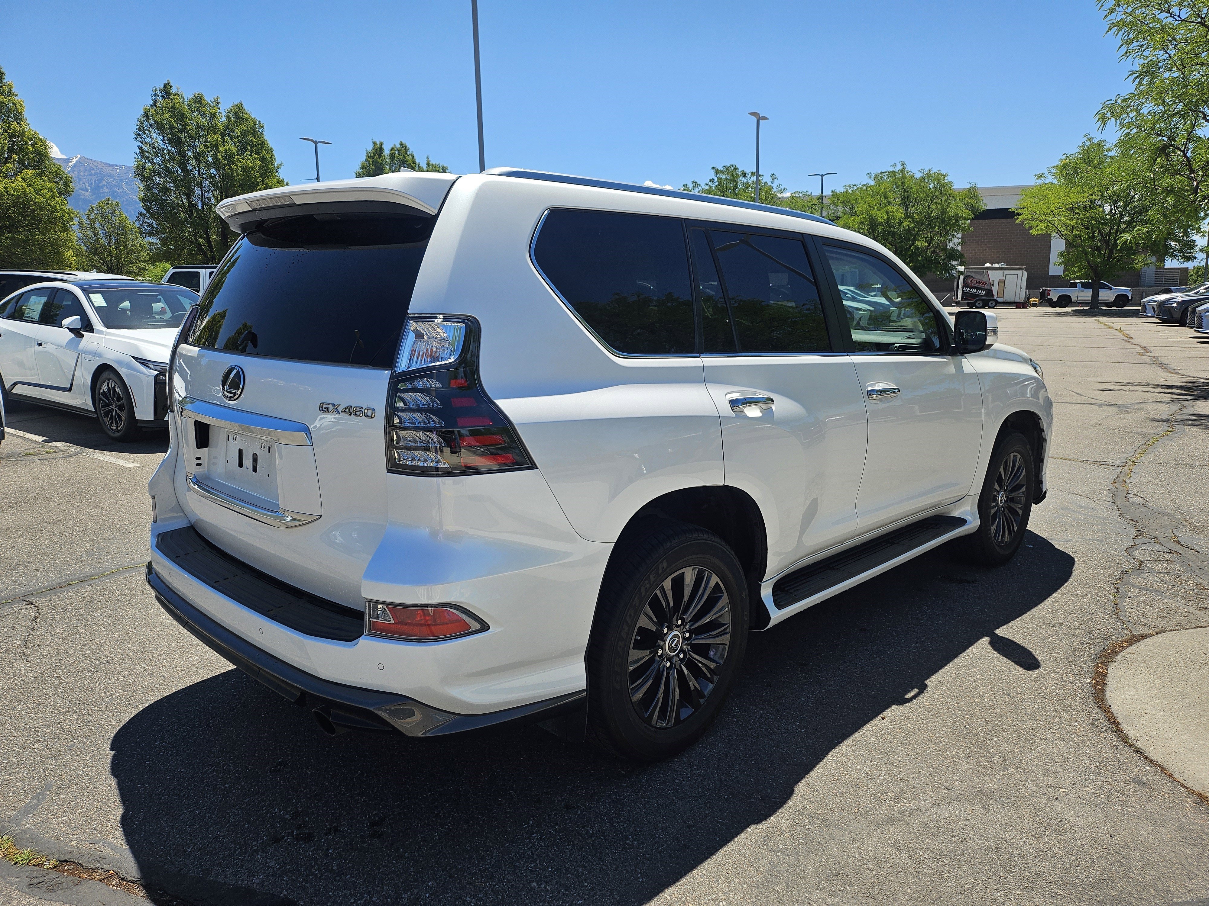 Certified Used 2023 EMINENT WHITE PEARL Lexus 460 Luxury image 5
