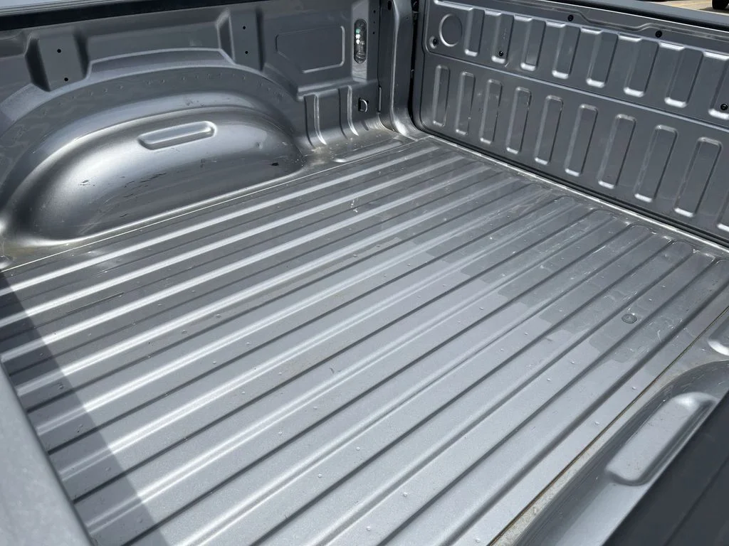 Used 2025 Silver Ram Laramie image 23