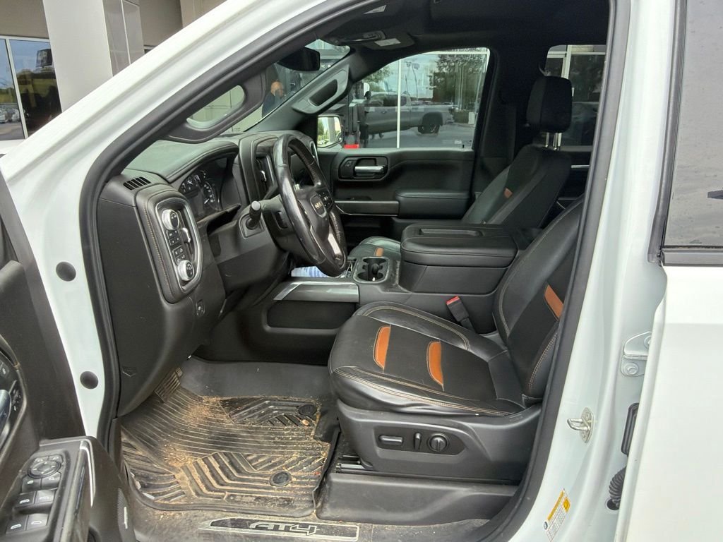 Used 2020 White GMC AT4 image 6