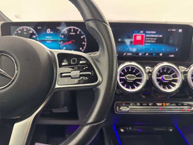 Certified Used 2022 Polar White Mercedes-Benz GLA 250 image 24