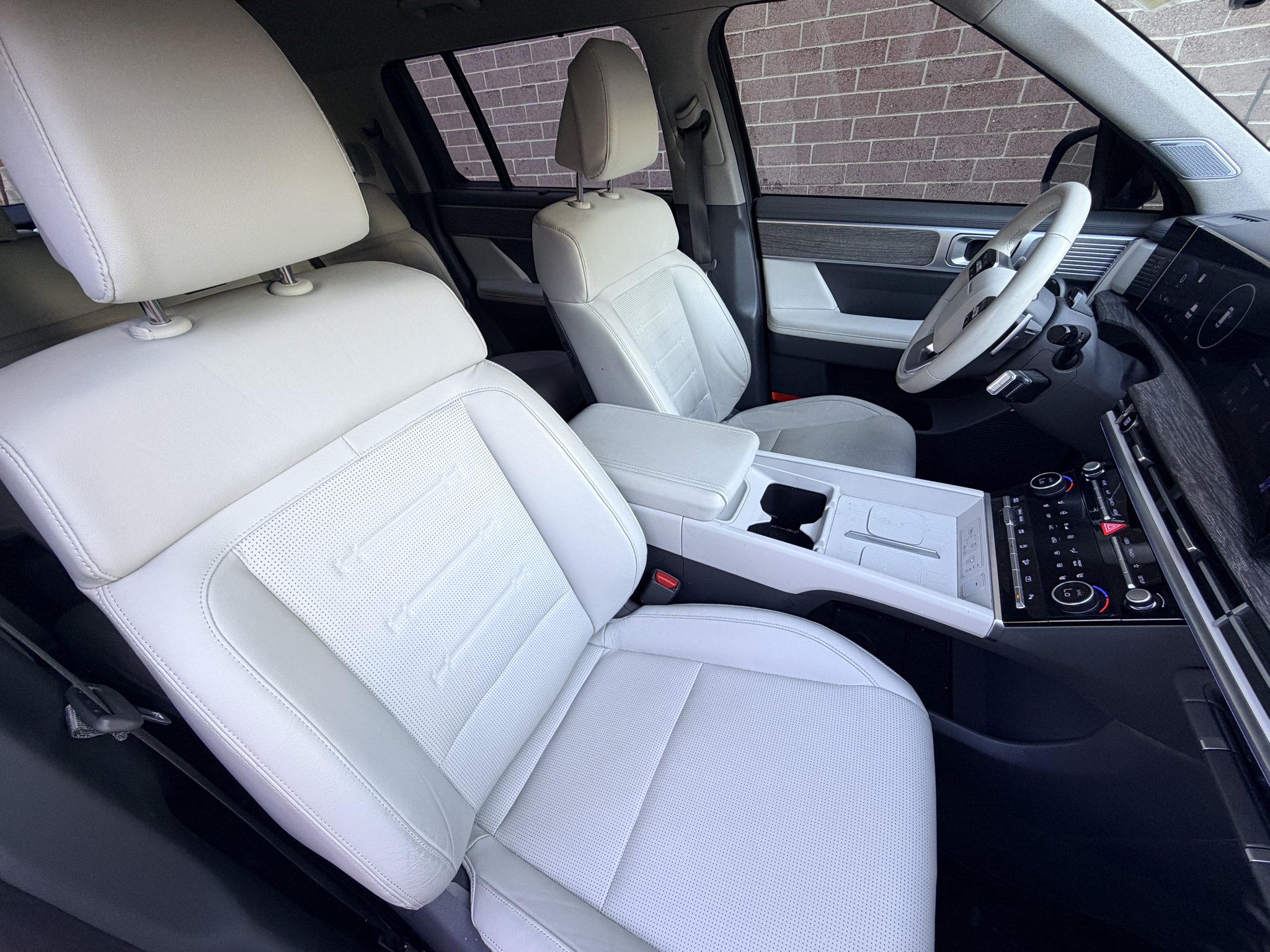 Certified Used 2024 Phantom Black Hyundai Limited image 16