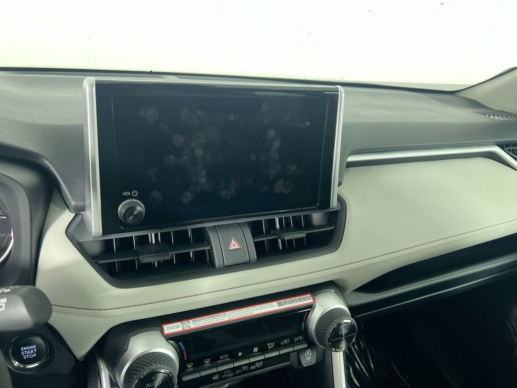 Used 2025 White Toyota XLE image 25