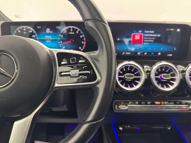 Certified Used 2022 Polar White Mercedes-Benz GLA 250 image 24