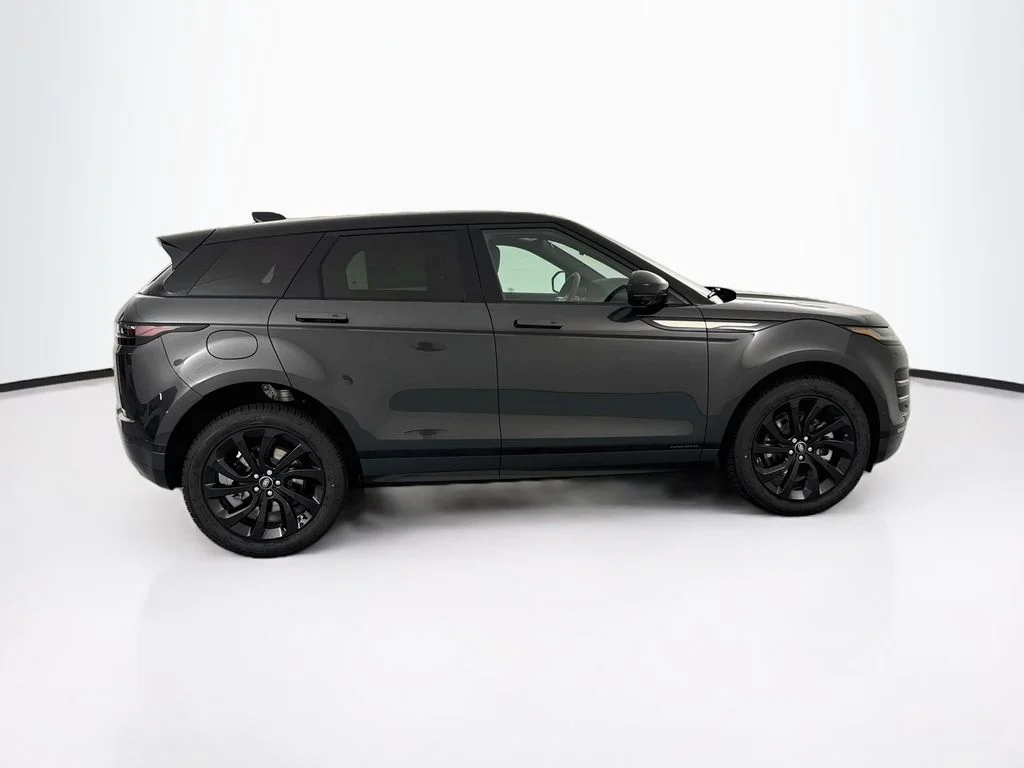 New 2026 Carpathian Grey Land Rover Hoxton Edition image 4