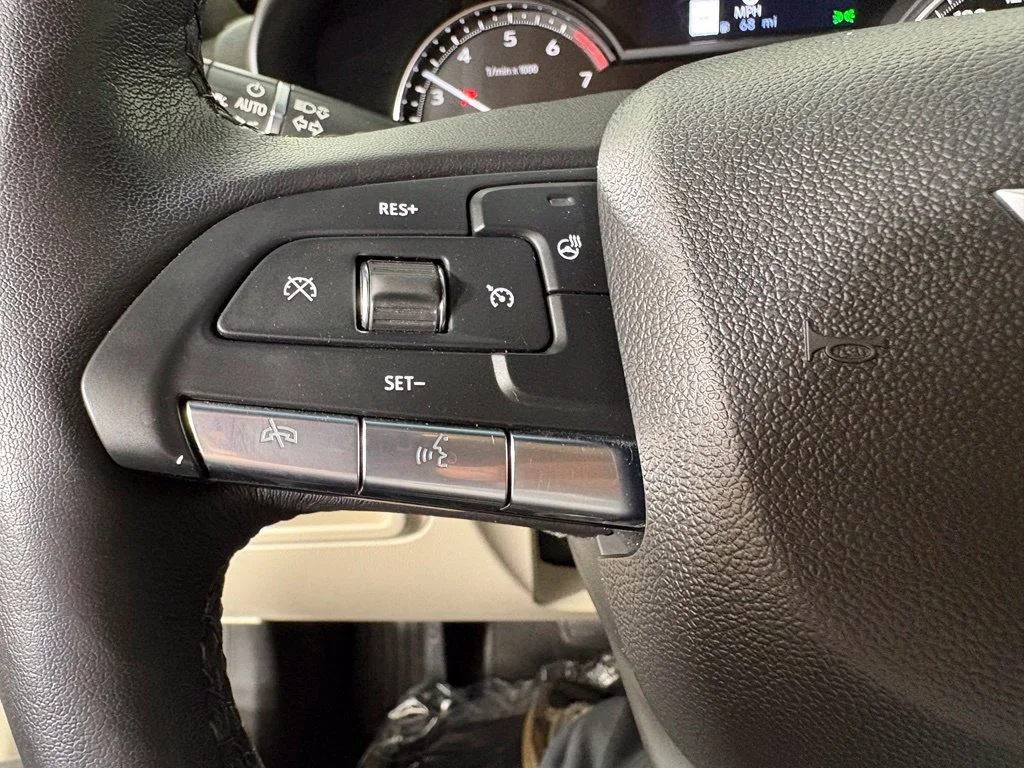 Used 2020 Blue Cadillac Luxury image 28