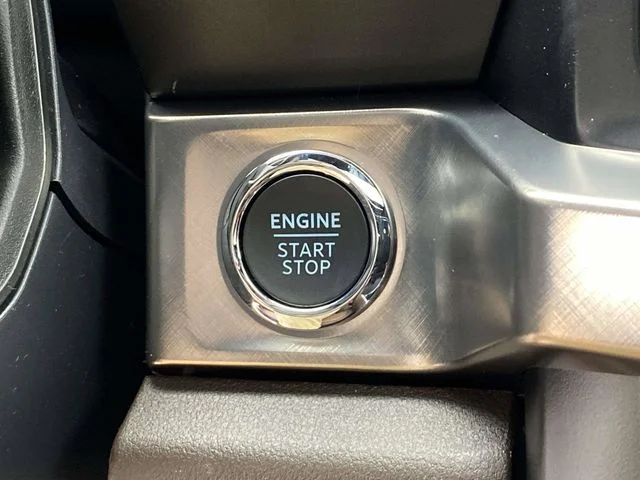 New 2026 Glacier Gray Metallic Tri-Coat Ford F-250® King Ranch® image 19