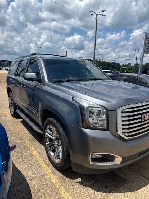 Used 2018 Gray GMC SLT image 3