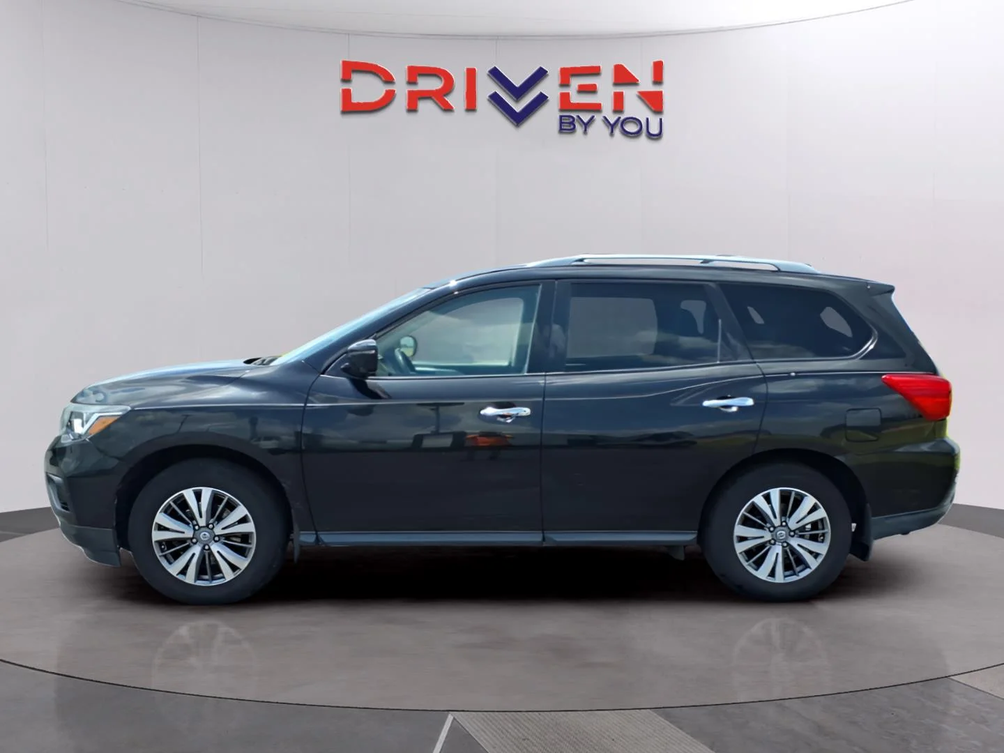 Used 2020 Magnetic Black Pearl Nissan SL image 2