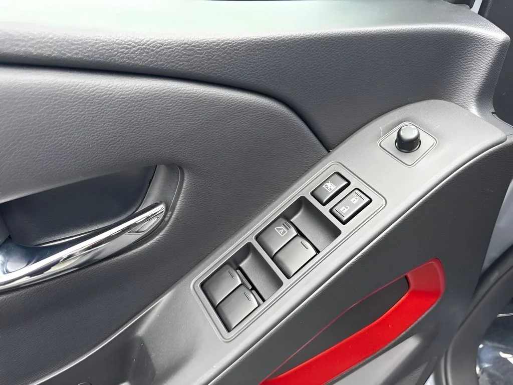 Used 2025 Gray Nissan PRO-4X image 25