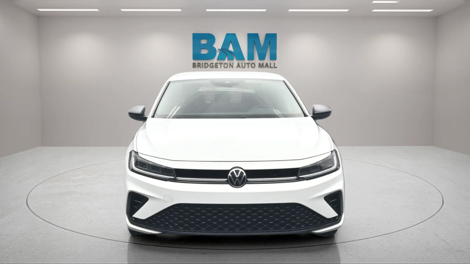 Used 2025 White Volkswagen 1.5T Sport image 2