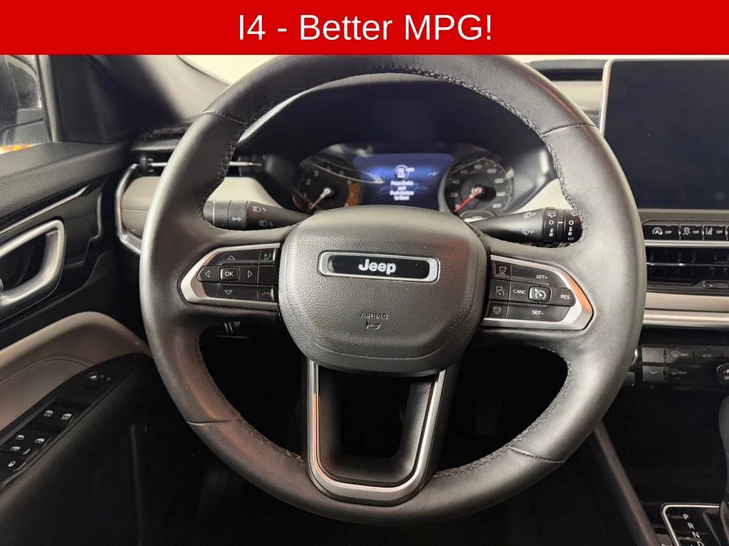 Used 2024 White Jeep Limited image 7