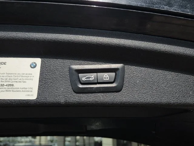 Used 2020 Jet Black BMW sDrive28i image 26