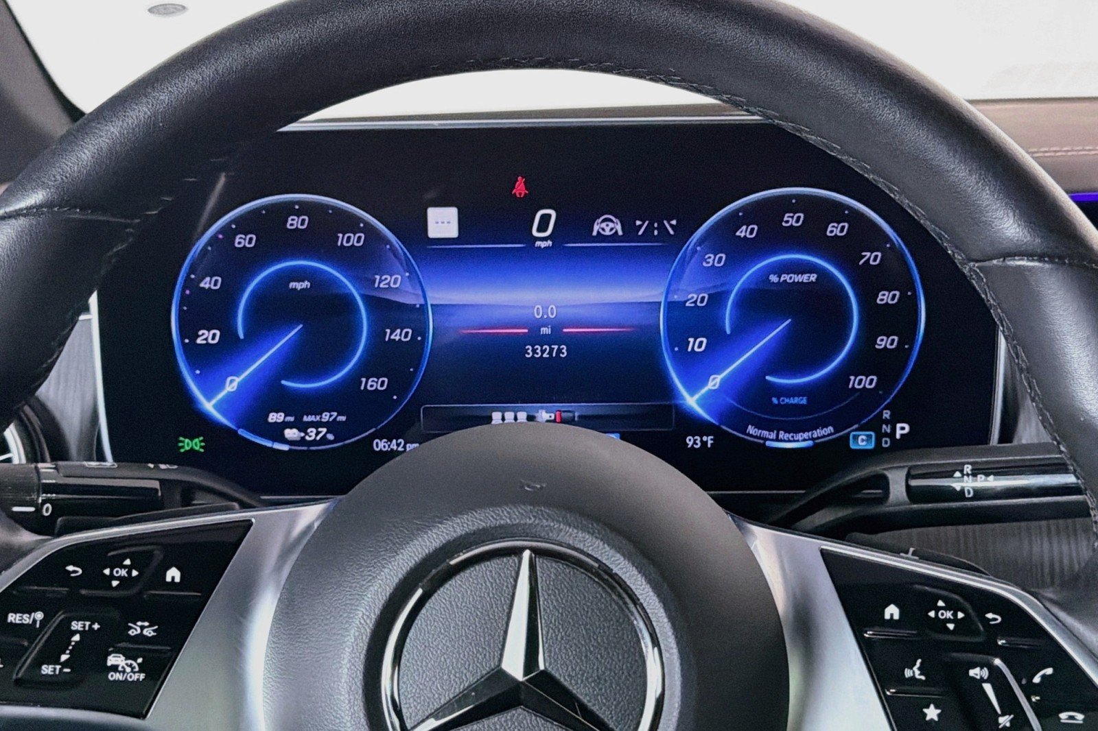 Certified Used 2023 MANUFAKTUR Moonlight White Metallic Mercedes-Benz 500 image 18