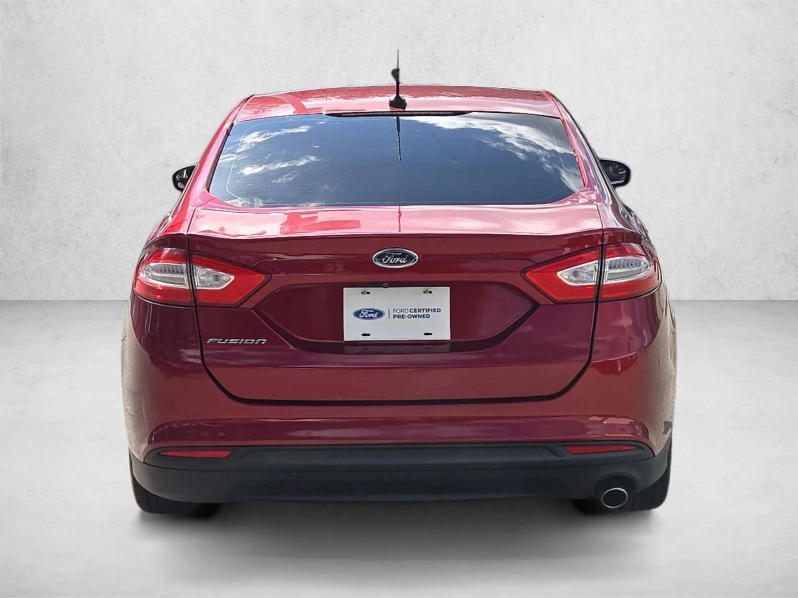 Used 2016 Ruby Red Metallic Tinted Clearcoat Ford S image 6