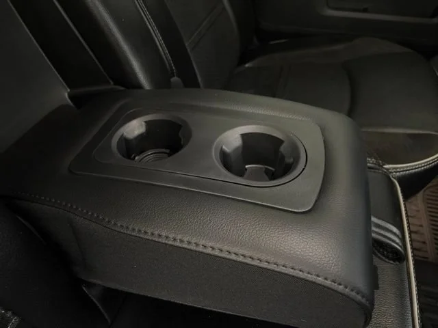 Used 2023  Ram Laramie image 54