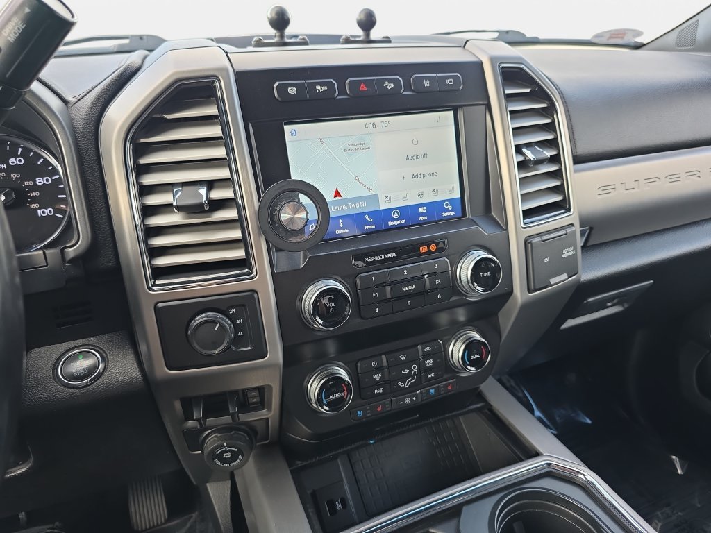 Used 2021 White Metallic Ford Platinum image 20