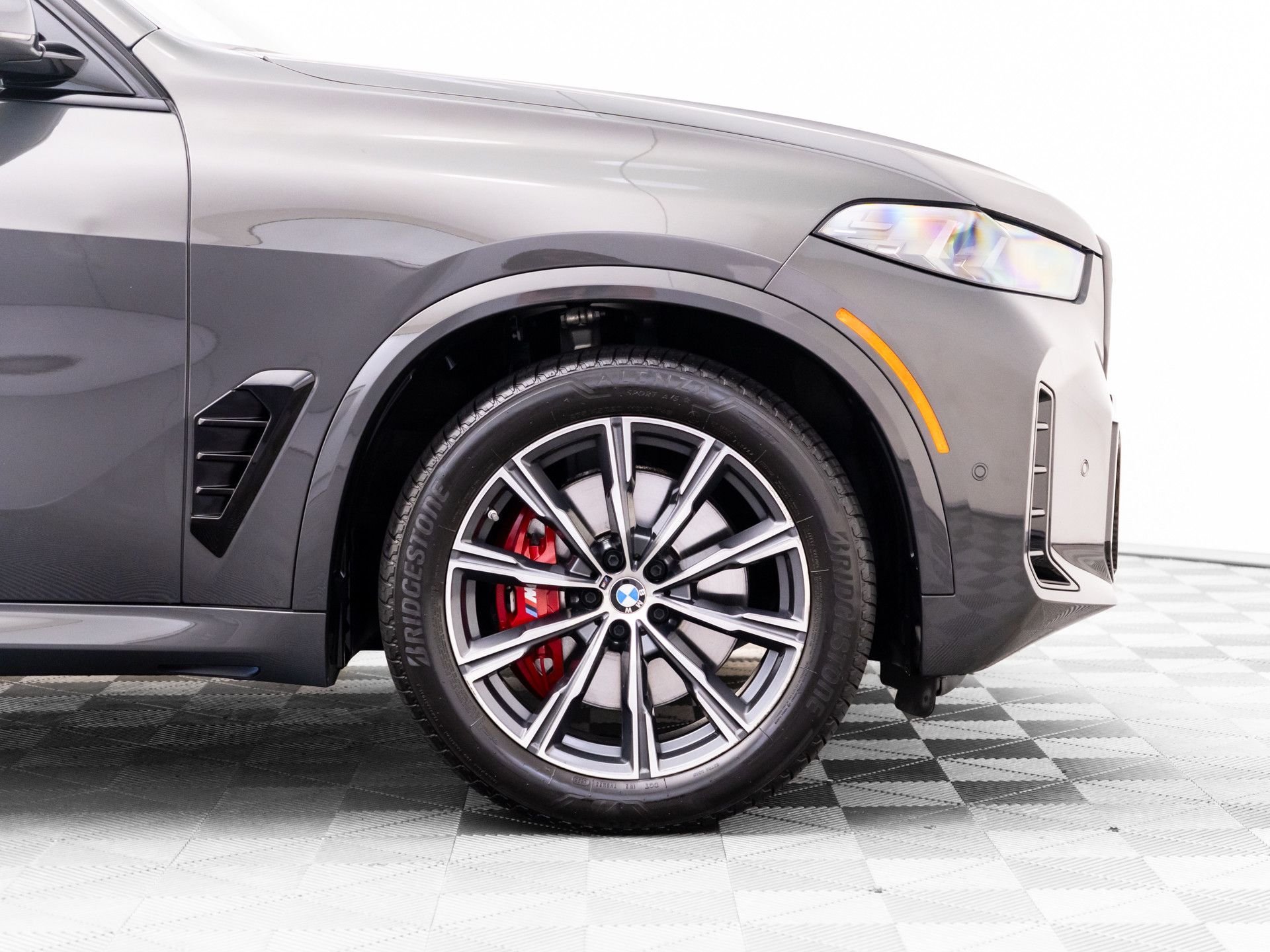 Certified Used 2024 Dravit Grey Metallic BMW xDrive40i image 37