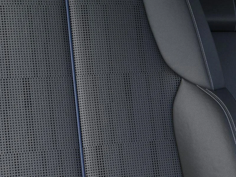 Used 2025  Cadillac Luxury image 21