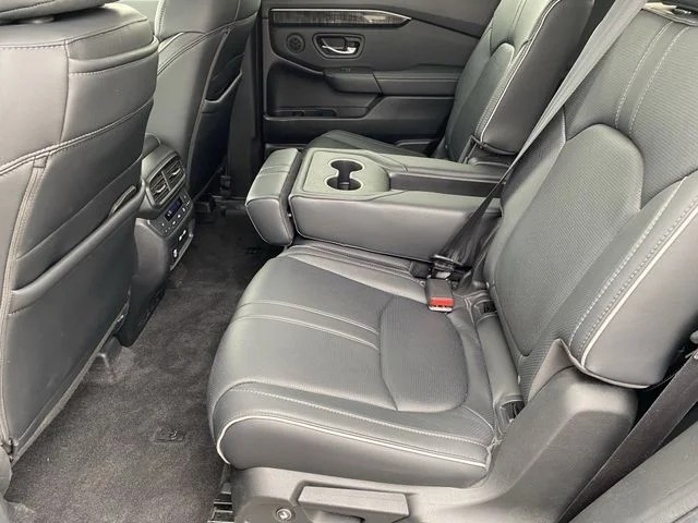 2023 Honda Pilot Elite - Photo 15