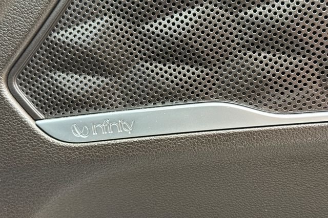 Used 2020 Gray Hyundai SEL image 25