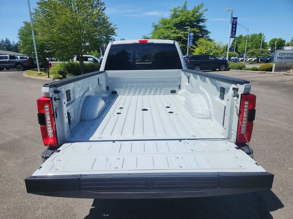 New 2026 White Ford Lariat image 30