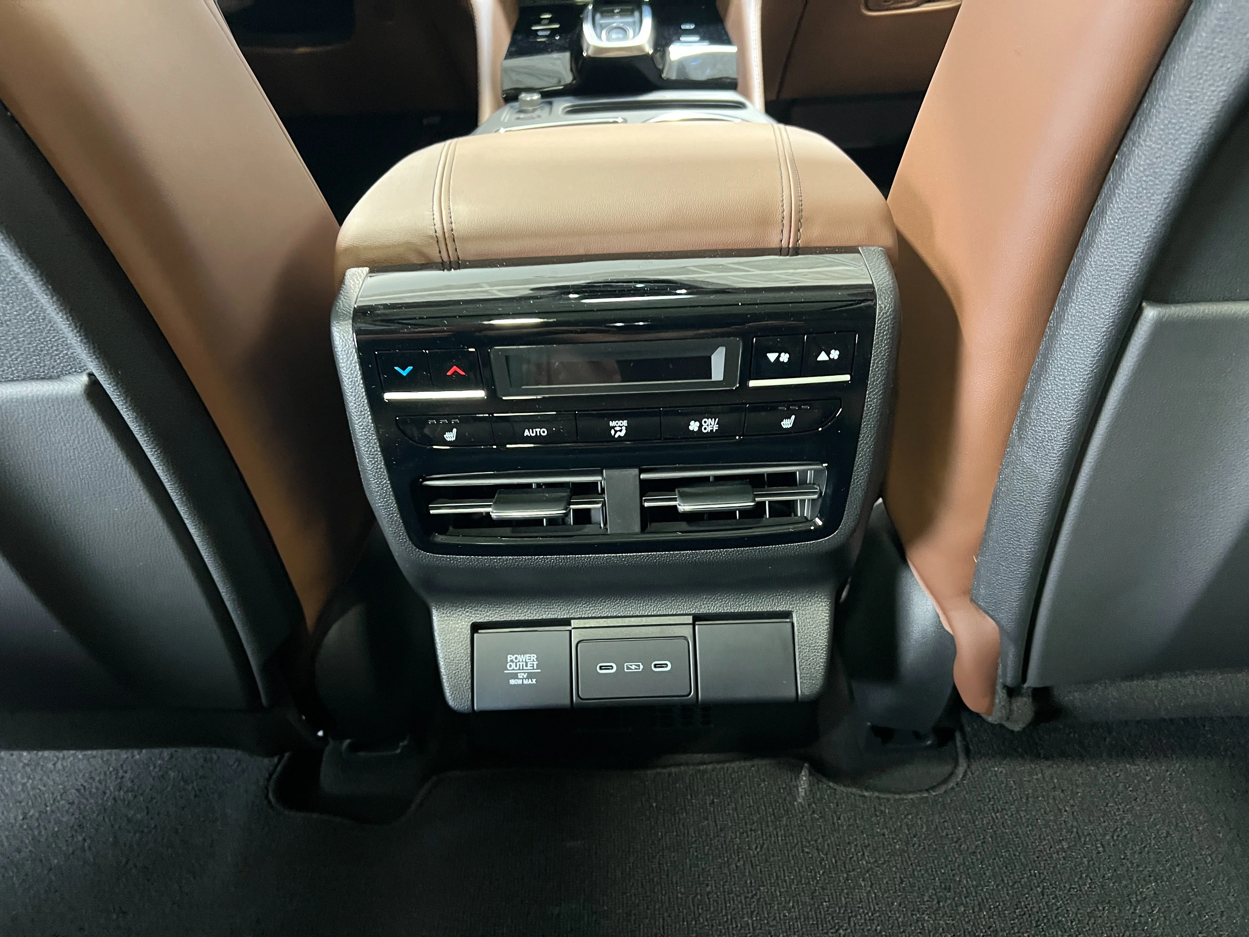 New 2026 Liquid Carbon Metallic Acura w/Advance Package image 31