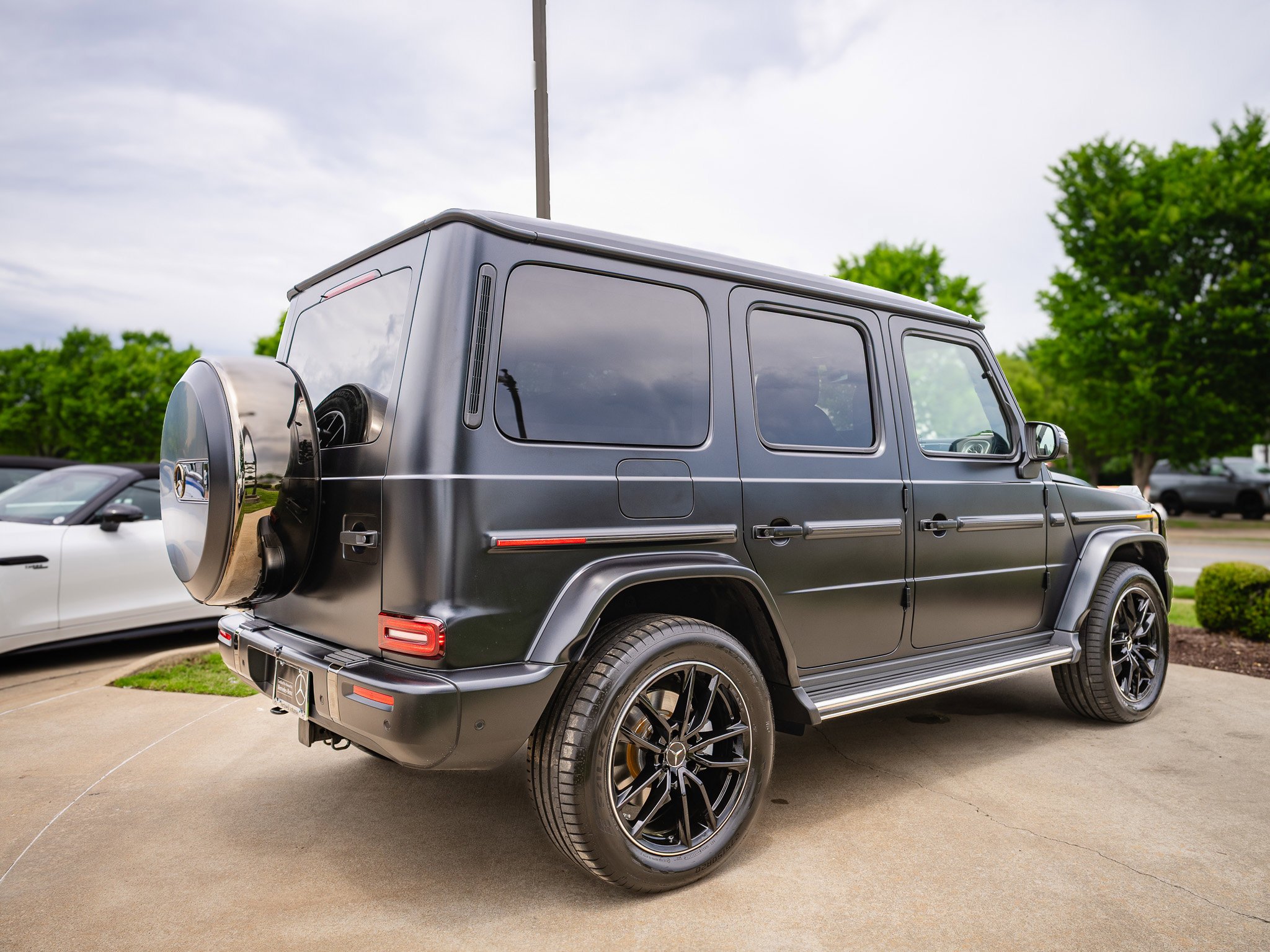 Certified Used 2026 MANUFAKTUR Night Black Magno Mercedes-Benz G 550 image 13