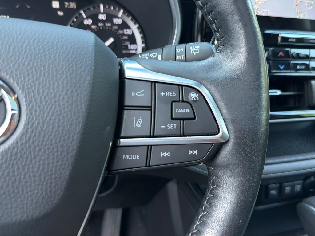 Used 2021 Brown Toyota Limited image 17