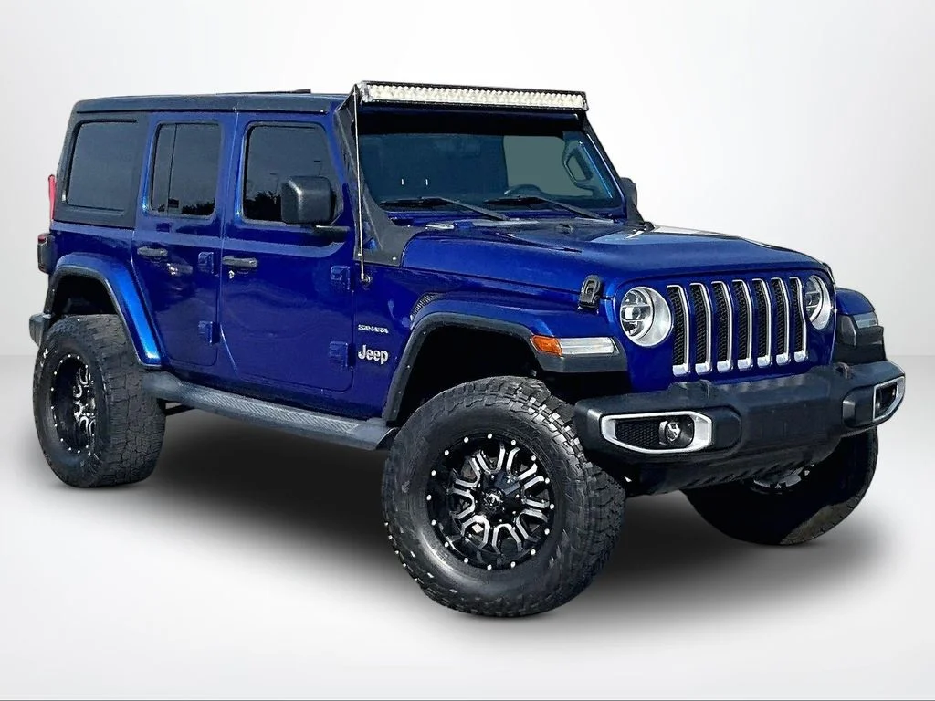 Used 2018 Blue Jeep Unlimited Sahara image 13