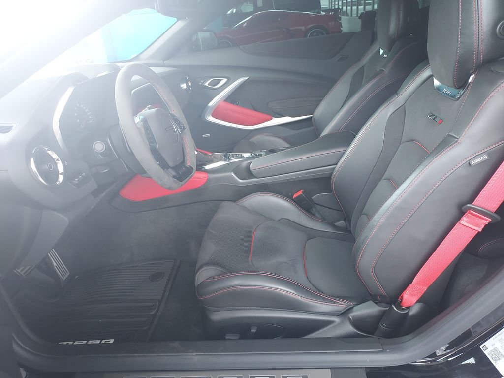 Used 2022 Black Chevrolet ZL1 image 13