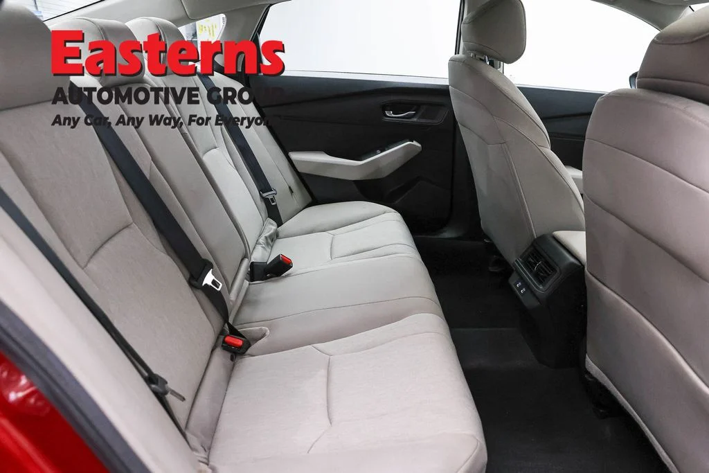 Used 2025 Red Honda SE image 23