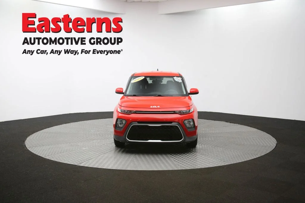 Used 2022 Red Kia LX image 50