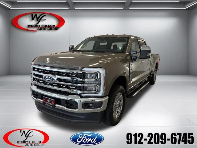 New 2027 Marsh Gray Metallic Ford F-250® Lariat® image 17