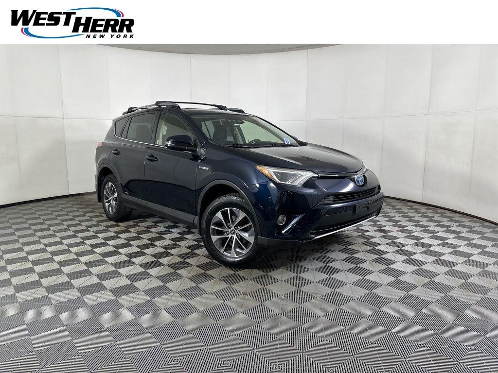 Used 2018 Aqua Toyota XLE image 1