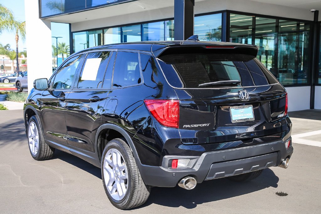 Certified Used 2024 Crystal Black Pearl Honda AWD EX-L image 32