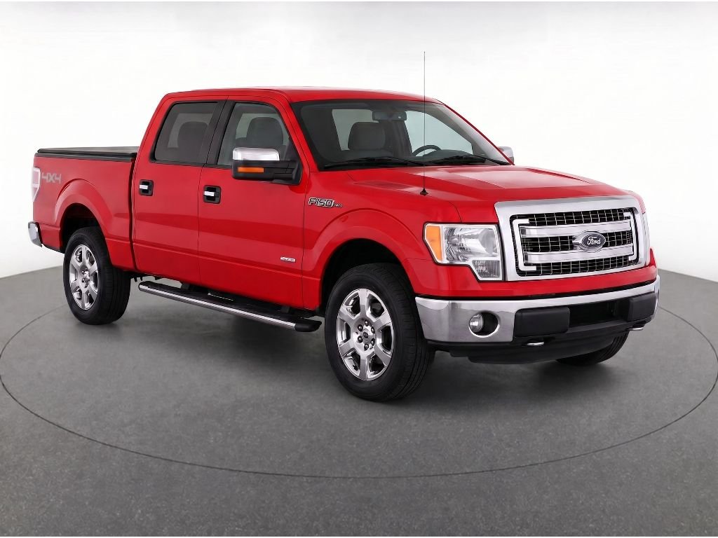 Used 2014 RACE RED Ford XLT image 2