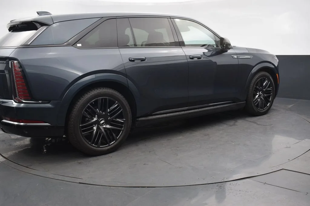 2026 Cadillac Escalade IQ Premium Sport - Photo 6