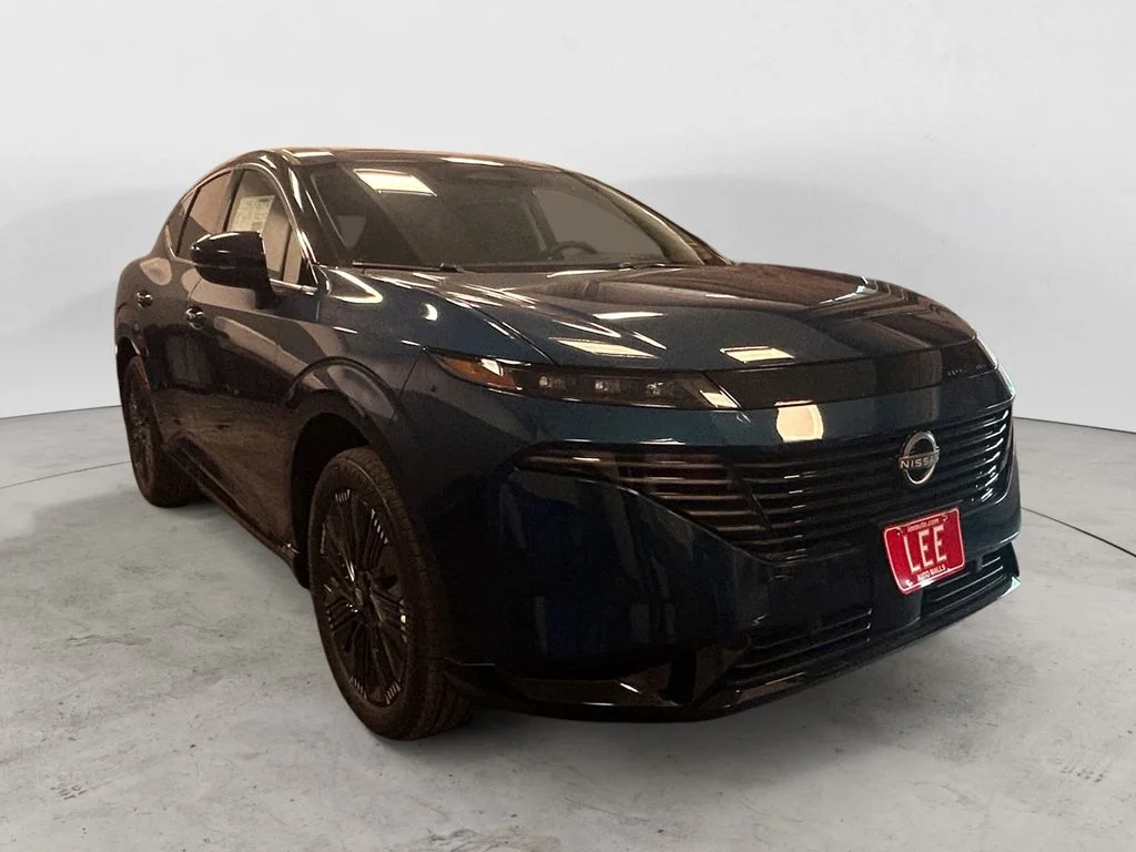 New 2026 Pearl Metallic Nissan Platinum image 7