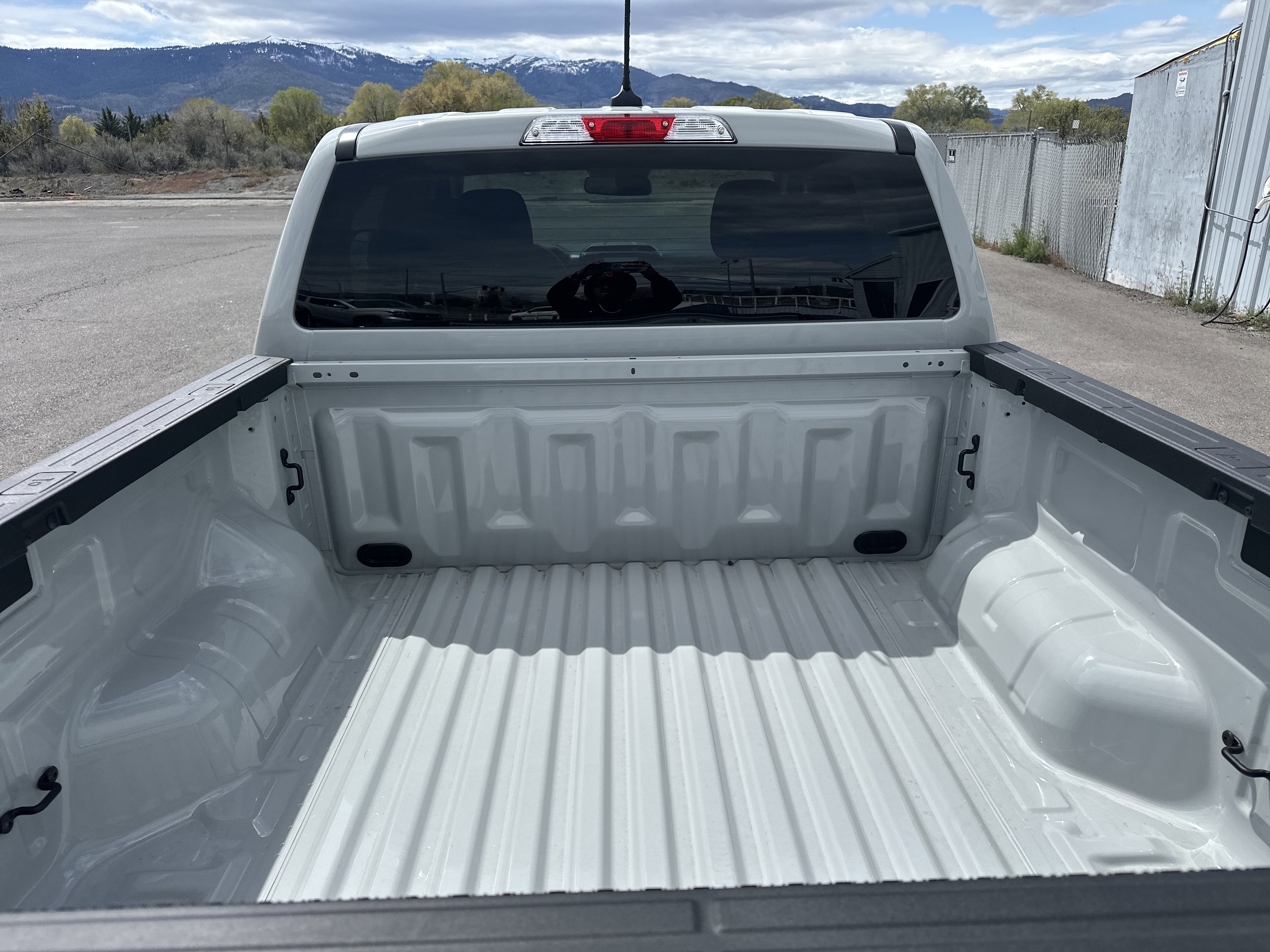 New 2026 Avalanche Ford XLT image 13
