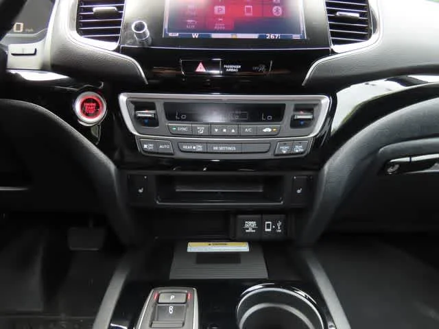 2021 Honda Ridgeline Black Edition - Photo 22