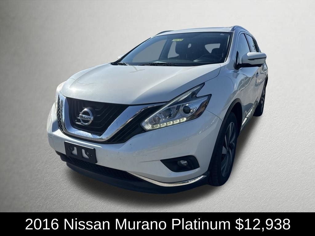 Used 2016 Pearl White Nissan Platinum image 7