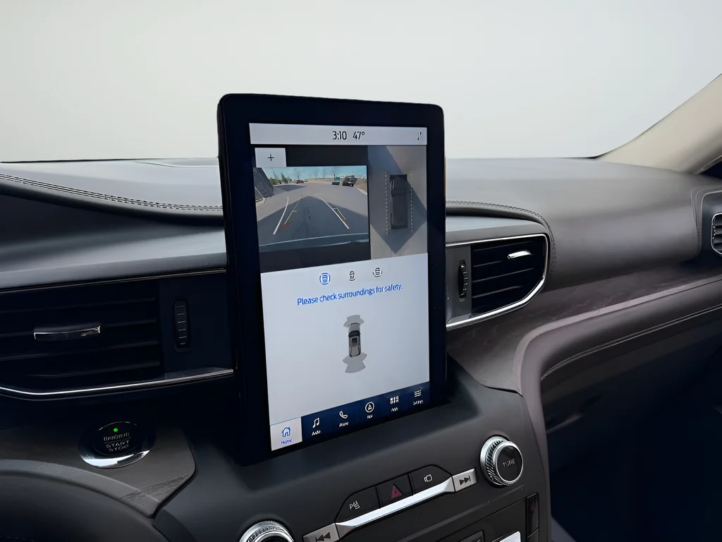 Used 2020 White Ford Platinum image 17