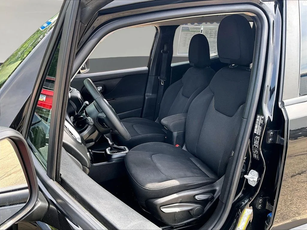 Used 2020 Black Jeep Sport image 23