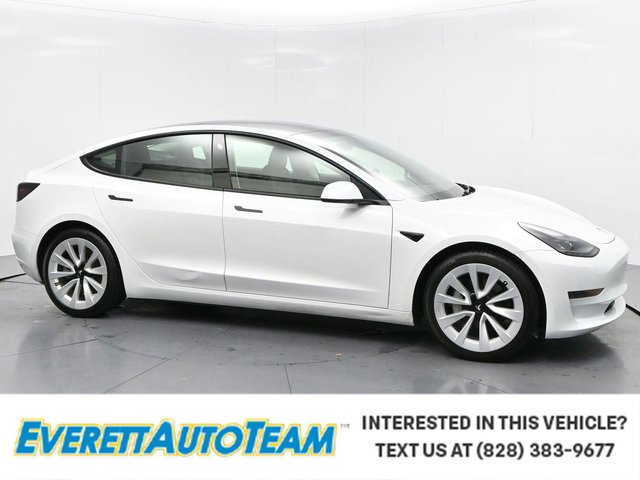 2022 Tesla Model 3 Base