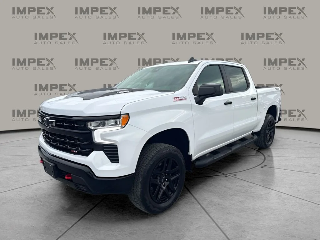 Used 2025 White Chevrolet LT Trail Boss image 1