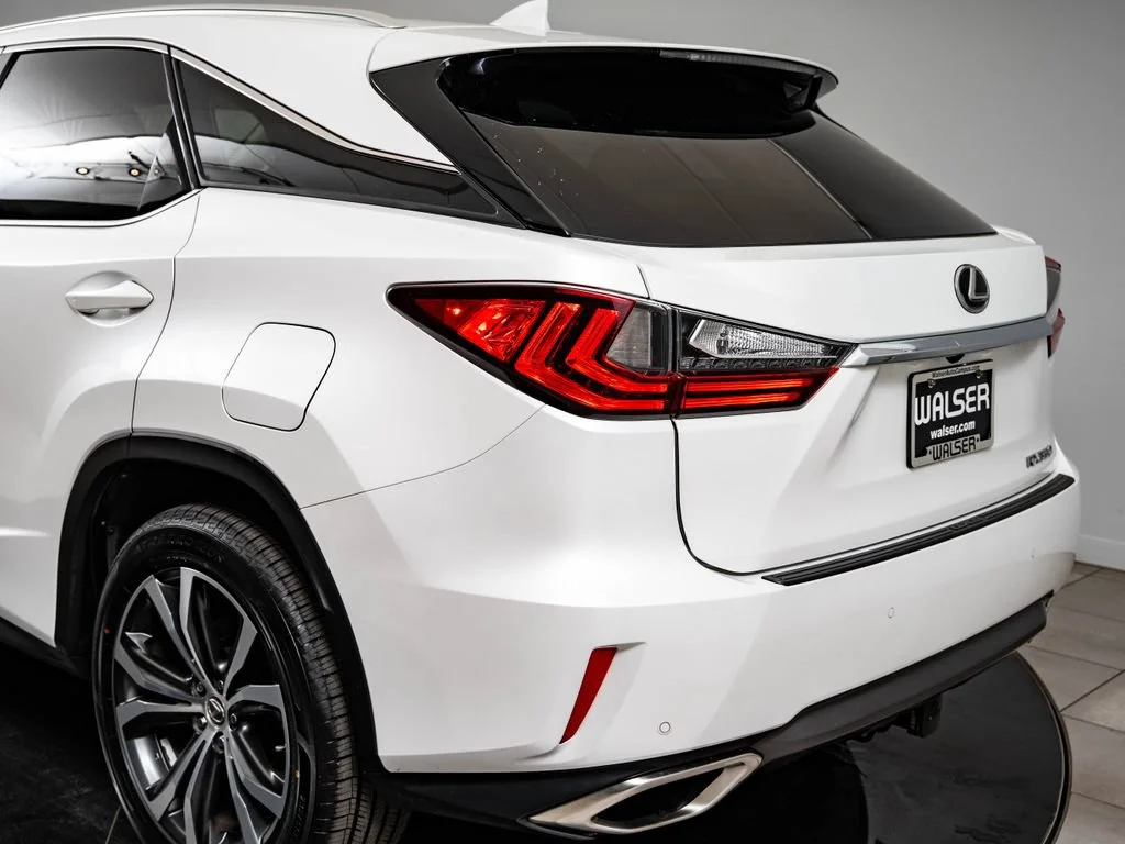 Used 2017 Eminent White Pearl Lexus 350 image 19