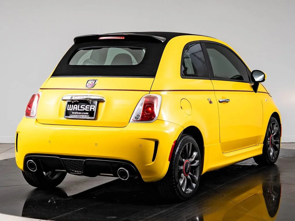 Used 2017 Giallo Moderna Perla (Pearl Yellow Tri-Coat) FIAT Abarth image 10