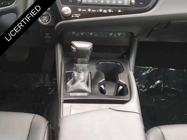 Certified Used 2025 White Lexus 350 image 18