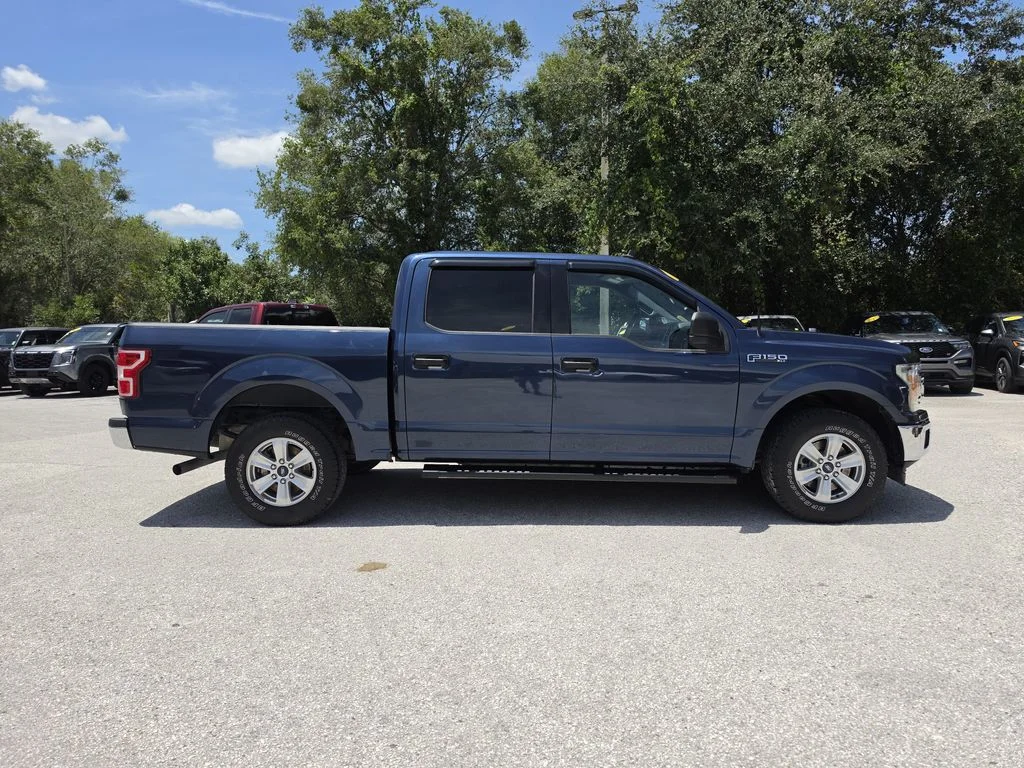 Certified Used 2019 Blue Ford XLT image 3