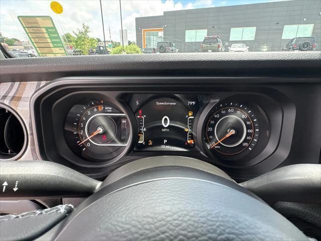 New 2026 Granite Crystal Metallic Clear-Coat Exterior Paint Jeep 85th Anniversary Edition image 22